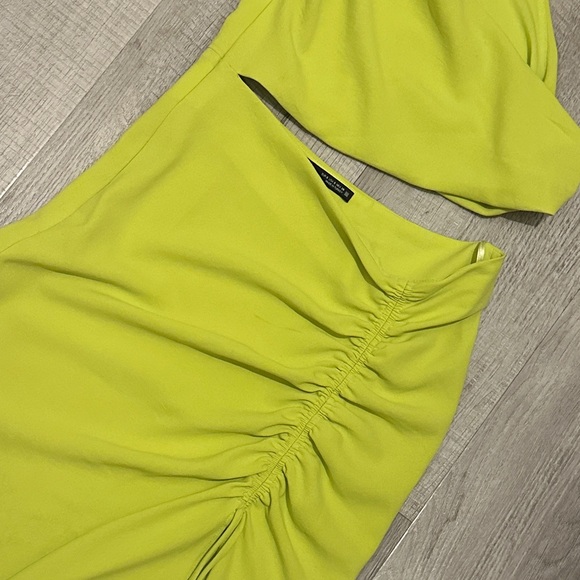 Zara Bright Green Dress - Picture 4 of 7